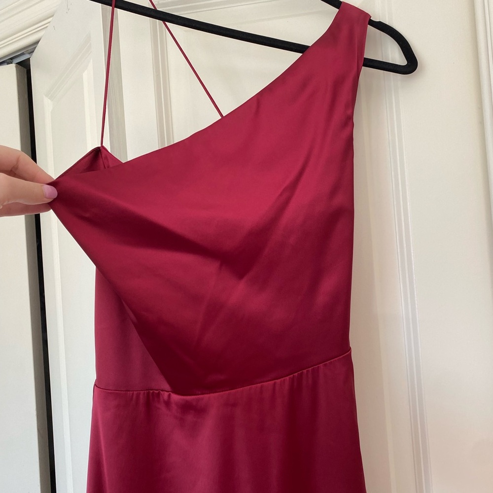 Lulu's Chic Burgundy Dress
